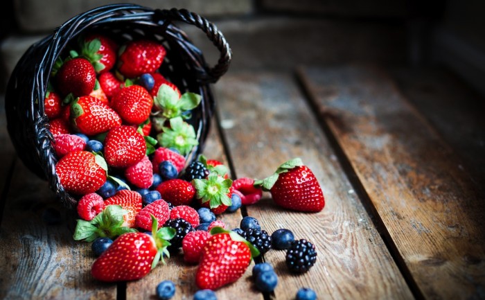 Berries are great for healing your gut
